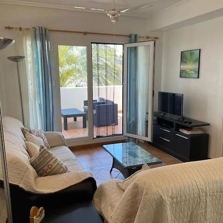Peaceful Apartment In The Spirit Of Мохакар Экстерьер фото